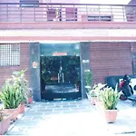 The Oscar - Kailash Colony