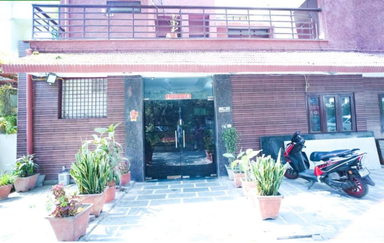 The Oscar - Kailash Colony New Delhi